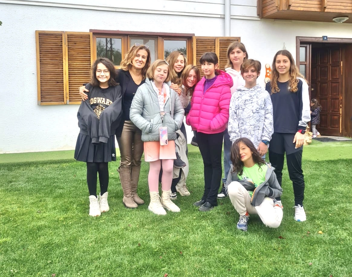 Sallanan Kuyruklar 4